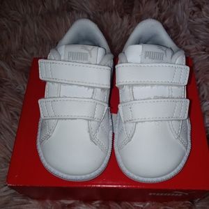 Toddler white Pumas